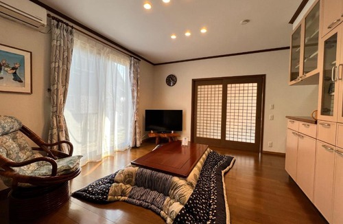 Suooshima Villa | Beachfront Irori