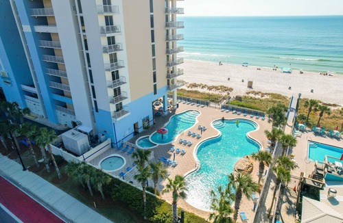 Long Beach Condo | Beachfront King Suite/Big Balcony!
