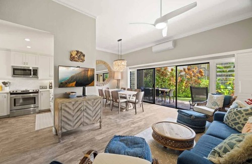 Wailua Condo | Beachfront Lae Nani! 3BD Condo w/AC & Heated Pool