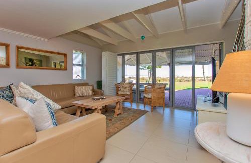 Langebaan House | Beachfront, lagoon view, BBQ overlooking lagoon