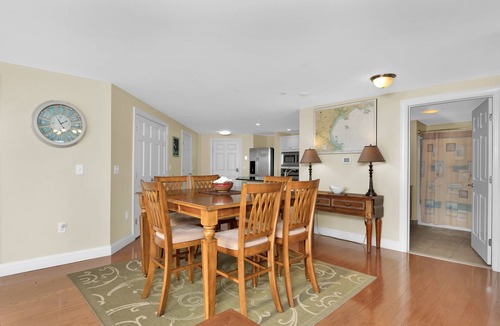 Old Orchard Beach Condo | Beachfront Luxury Grand Victorian Condo (Primetime View directly down the pier)