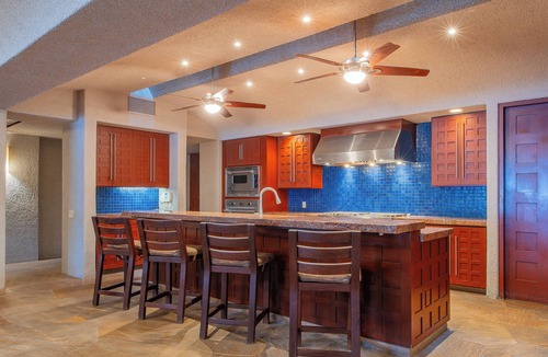 Buzzards Villa | Beachfront Luxury Villa w/Pool, Hot Tub, Cook/Staff & Beach Club Los Cabos