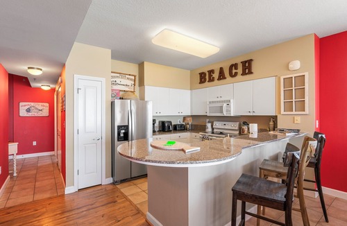 Panama City Beach Condo | BEACHFRONT LUXURY AT ITS FINEST CORNER UNIT!BOOK NOW!