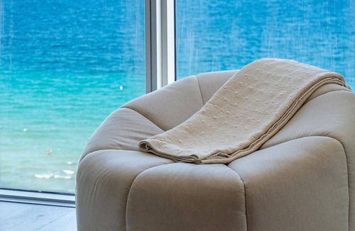 Hollywood South Central Beach Apartment | Beachfront Luxe Corner Penthouse|Gym|Heated Pool
