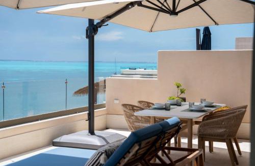 Isla Mujeres Apartment | Beachfront Luxe Penthouse Studio in Isla Mujeres