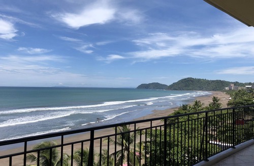 Jaco Condo | Beachfront Luxury 3 bedroom, 3.5 bath condo in the heart of Jaco