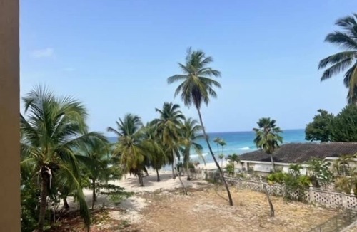 St. Lawrence Gap Apartment | Beachfront Luxury Apartment on Secluded Dover Beach