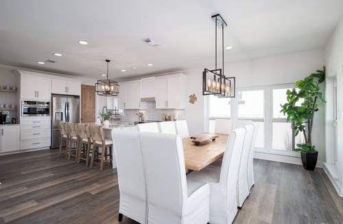 Navarre Beach House | Beachfront Luxury Estate Sleeps 20 & Allows Events