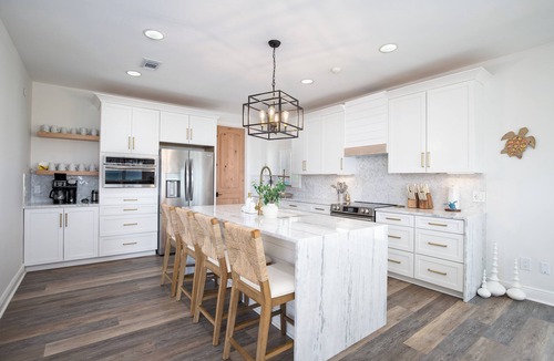 Navarre Beach House | Beachfront Luxury Estate Sleeps 20 & Allows Events
