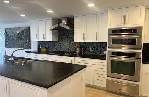 Hollywood Beach House | Beachfront Luxury Getaway on the sands of pristine Hollywood Beach - Sleeps 10!