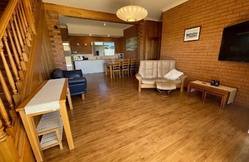 Marion Bay House | Beachfront luxury Marion Bay, Ocean views, safe swimming beach directly in front