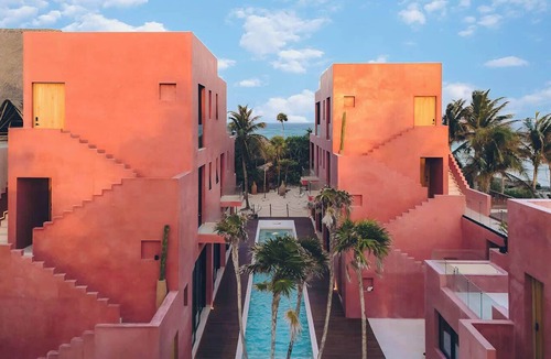 Zona Hotelera House | Beachfront Mansion - Wedding & Retreats Paradise
