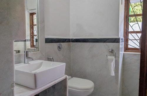 Calangute Villa | Beachfront mansion with pool