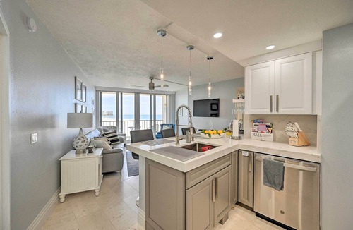 Marco Island Condo | Beachfront Marco Island Condo w/Pool Access!