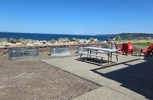 Diamond Point House | BEACHFRONT NEWER HOME W/SUNRM FACIN PROTECTION ISLAND@ Diamond Point