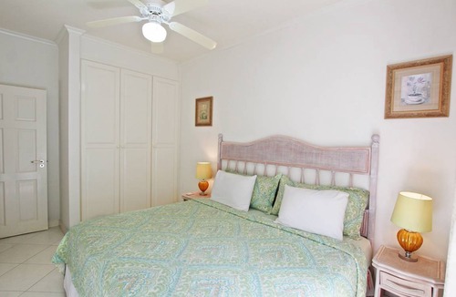 Worthing Apartment | Beachfront Ocean View Apt with Pool - Leith Court 3