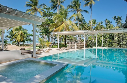 Las Terrenas Villa | Beachfront Oasis Pool Chef Hskp Sleeps 22