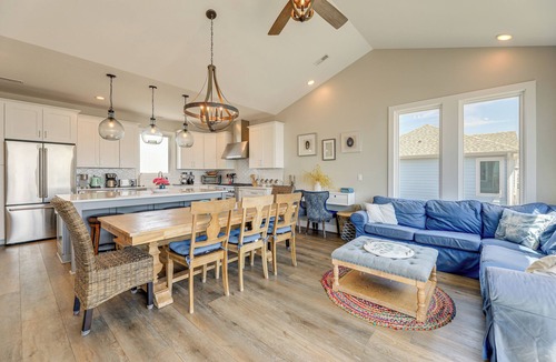 Topsail Beach House | Beachfront Oasis w/2 Large Decks, BBQ & Views!