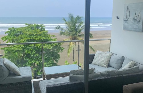 Bejuco Condo | Beachfront Ocean View Condo – Family-Friendly with Pools & Wildlife