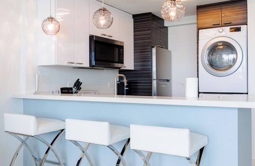 Condado Condo | Beachfront Oceanview Condo 1BR/BA Balcony & Pool