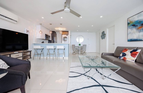 Condado Condo | Beachfront Oceanview Condo 1BR/BA Balcony & Pool