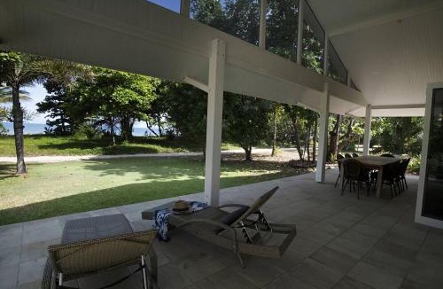 Mission Beach House | Beachfront on Mission