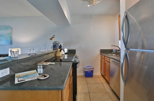 Pass-a-Grille Historic District Condo | Beachfront on Pass-A-Grille Beach with Pool! Walking Distance to Great Restaurants and Shops.