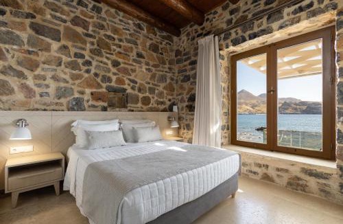 Damnoni House | Beachfront Palio Damnoni, Your Unique Oasis