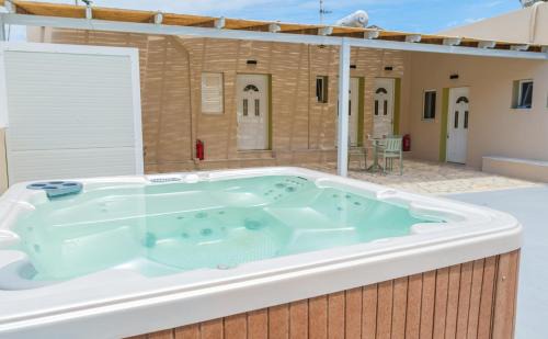 Agia Pelagia Apartment | Beachfront Panorama Apartments in Kythira