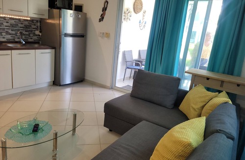 La Iglesia Condo | Beachfront Paradise 1 bedroom condo, 50 meters from Playa Popy, sleeps up to 4
