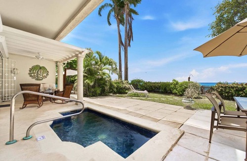 Old Trees Bay House | Beachfront Paradise with Plunge Pool - Fathom's End
