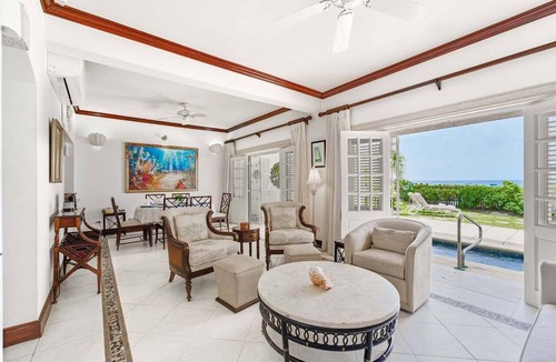 Old Trees Bay House | Beachfront Paradise with Plunge Pool - Fathom's End