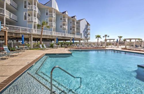 Galveston House | Beachfront Paradise! Condo w/Pool in Galveston