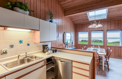 Waldport House | Beachfront Pet Friendly Home in Waldport, Ocean Views, Lovely Yard