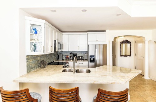 Grace Bay Condo | BEACHFRONT PH 302 on Grace Bay, Villa Renaissance -No car needed. Make Memories!