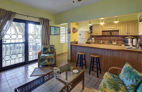 Estate Prosperity West Condo | Beachfront Pink Condo #8