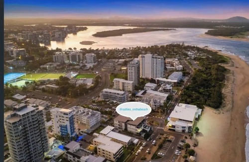 Maroochydore Apartment | Beachfront *Pool *Spacious 3 Bed 2 bath apartment n
