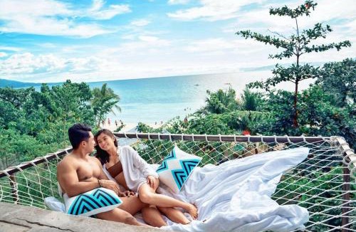 Lambug Villa | Beachfront Pool Villa, 12 Min to Kawasan Falls - The Verge Cebu