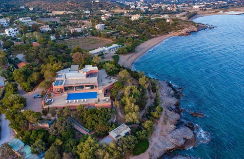 Lavreotiki Villa | Beachfront Pool Villa Pasithea in Sounio, Athens