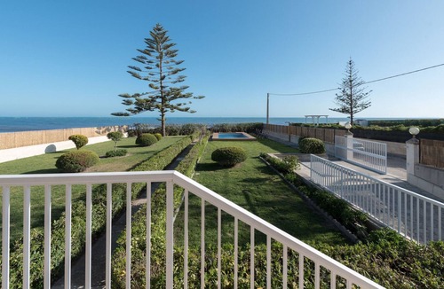 Marina di Modica Villa | Beachfront property with garden, pool and splendid sea view