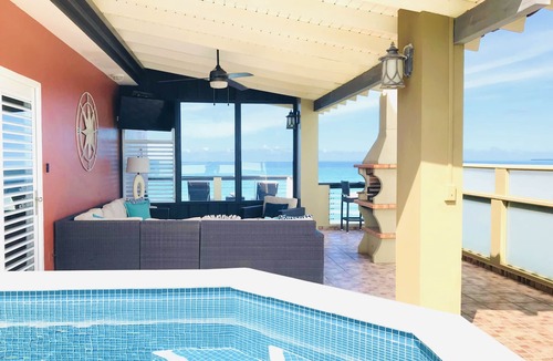 Rio Grande House | ★ Beachfront ★ Private Pool ★ King Bed ★ AC ★ WiFi ★ Laundry ★ Gated Parking ★