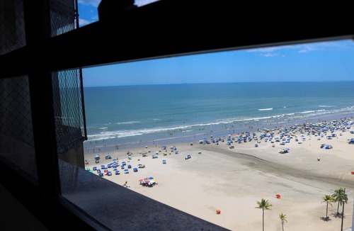 Guilhermina Apartment | Beachfront property, 13th floor, heated pool, air conditioning in rooms in Guilhermina, sleeps 8.