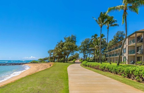Kapaa Resort | Beachfront Property