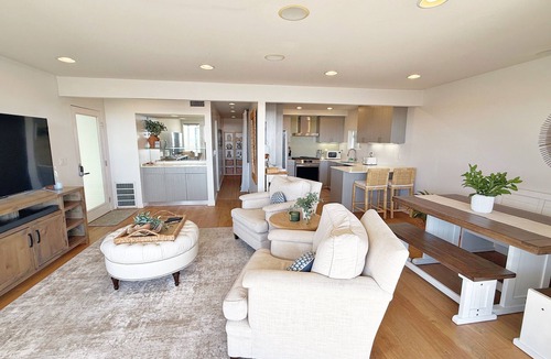 Playa Del Rey House | Beachfront Property — 3BR Directly on the Sand in Playa del Rey