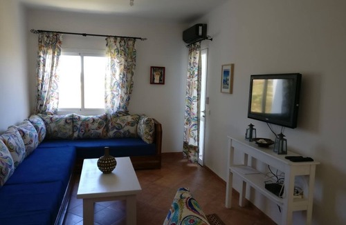 M'diq Apartment | beachfront property with a sea views offers a balcony and free parking.
