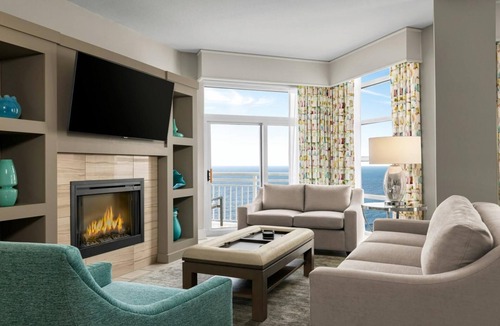 Ocean Drive Resort | Beachfront Resort Escape with Pools & Spacious 3BR Accommodations