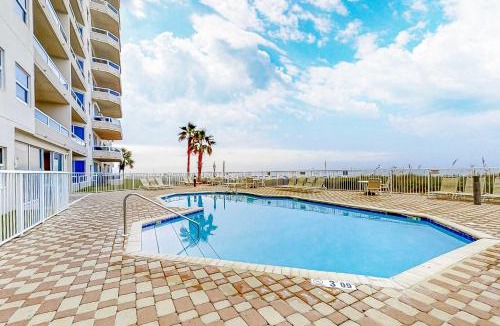 Orange Beach House | Beachfront resort condo with shared pool tennis court free WiFi central AC