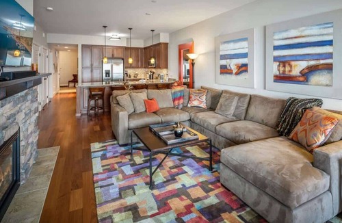 Sandpoint Condo | Beachfront Resort Escape Pool, Hot Tub Lake Views