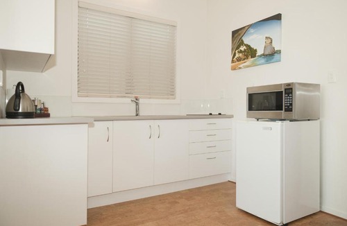 Whitianga Hotel | Beachfront Resort