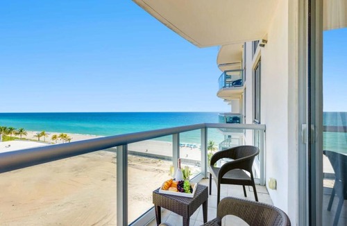 Sunny Isles Beach Apartment | Beachfront Resort Pool Ocean View Balcony Gym